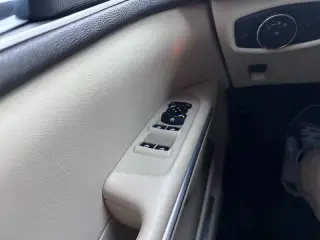 2014 Lincoln MKZ Hybrid