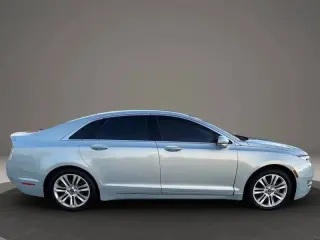 2014 Lincoln MKZ Hybrid