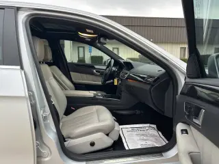 2011 Mercedes-Benz E-Class E 550 Sport 4MATIC