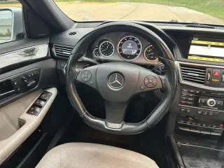 2011 Mercedes-Benz E-Class E 550 Sport 4MATIC