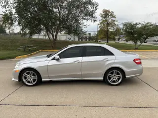 2011 Mercedes-Benz E-Class E 550 Sport 4MATIC