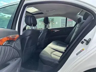 2009 Mercedes-Benz E-Class E 320 BlueTEC