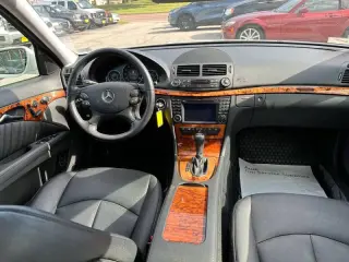 2009 Mercedes-Benz E-Class E 320 BlueTEC