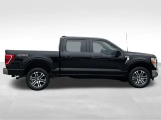 Ford F-150 2022 4x4 XL 4dr SuperCrew 5.5 ft. SB