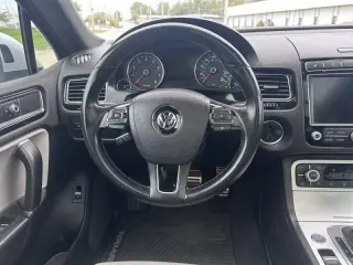 2017 Volkswagen Touareg V6 Wolfsburg