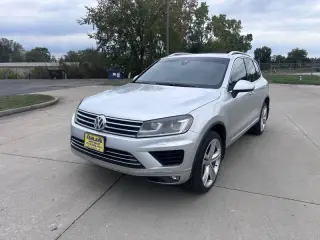 2017 Volkswagen Touareg V6 Wolfsburg