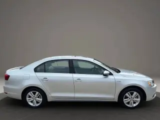 2014 Volkswagen Jetta Hybrid SEL