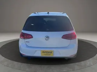 2016 Volkswagen Golf GTI Autobahn