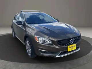 2016 Volvo V60 Cross Country T5