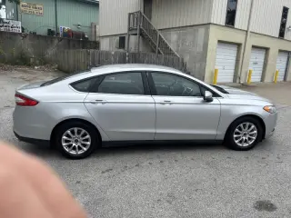 2016 Ford Fusion S