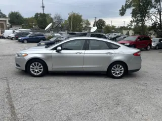 2016 Ford Fusion S