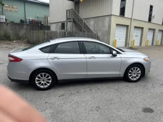 2016 Ford Fusion S
