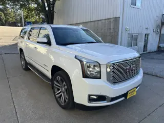2017 GMC Yukon XL Denali