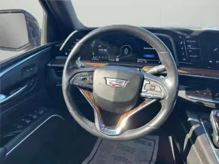 2022 Cadillac Escalade ESV Luxury