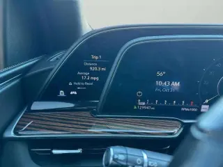 2022 Cadillac Escalade ESV Luxury