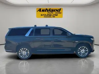 2022 Cadillac Escalade ESV Luxury