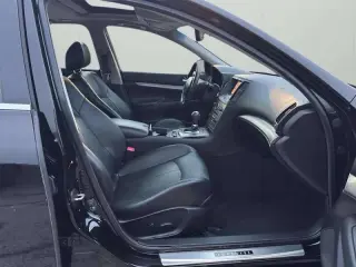 2015 Infiniti Q40