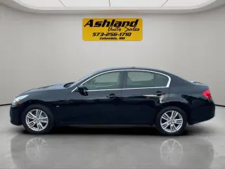 2015 Infiniti Q40