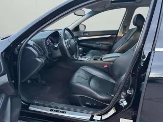 2015 Infiniti Q40