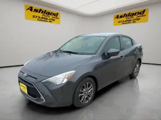2019 Toyota Yaris LE