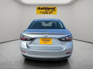 2019 Toyota Yaris LE