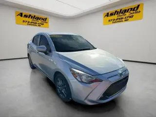 2019 Toyota Yaris LE