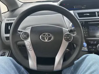 2015 Toyota Prius v Four