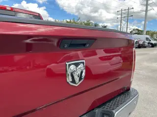 Ram 1500 2014 4x2 Laramie 4dr Crew Cab 5.5 ft. SB Pickup
