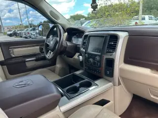 Ram 1500 2014 4x2 Laramie 4dr Crew Cab 5.5 ft. SB Pickup