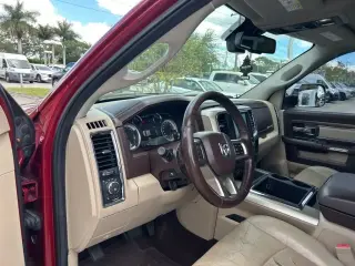 Ram 1500 2014 4x2 Laramie 4dr Crew Cab 5.5 ft. SB Pickup