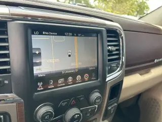 Ram 1500 2014 4x2 Laramie 4dr Crew Cab 5.5 ft. SB Pickup