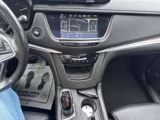 2019 Cadillac XT5 Premium Luxury