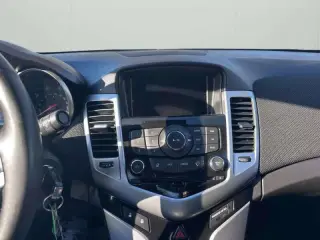 2013 Chevrolet Cruze 1LT Auto