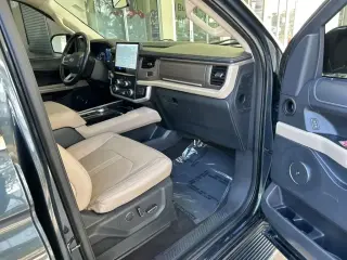 Ford Expedition MAX 2023 4x2 Limited 4dr SUV