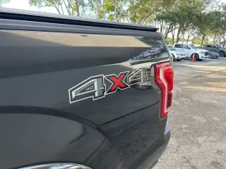 Ford F-150 2015 4x4 Platinum 4dr SuperCrew 5.5 ft. SB