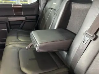 Ford F-150 2015 4x4 Platinum 4dr SuperCrew 5.5 ft. SB