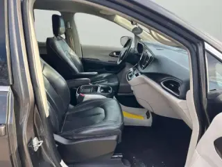 2017 Chrysler Pacifica Touring Plus