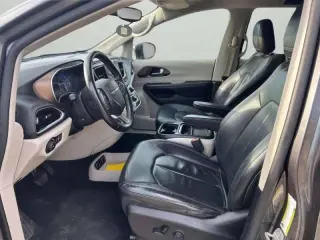 2017 Chrysler Pacifica Touring Plus