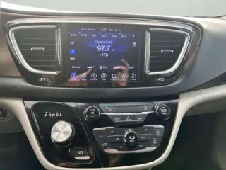 2017 Chrysler Pacifica Touring Plus