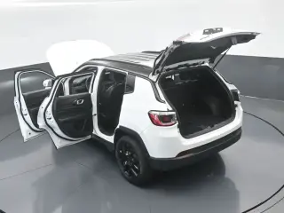 Jeep Compass 2023 4x4 Latitude 4dr SUV