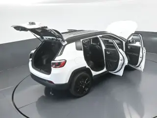 Jeep Compass 2023 4x4 Latitude 4dr SUV