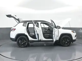 Jeep Compass 2023 4x4 Latitude 4dr SUV