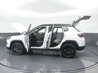 Jeep Compass 2023 4x4 Latitude 4dr SUV