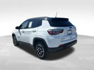 Jeep Compass 2024 4x4 Trailhawk 4dr SUV
