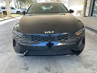 Kia K5 2022 LXS 4dr Sedan