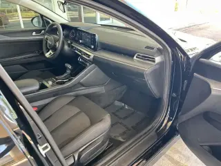 Kia K5 2022 LXS 4dr Sedan