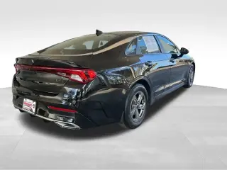 Kia K5 2022 LXS 4dr Sedan