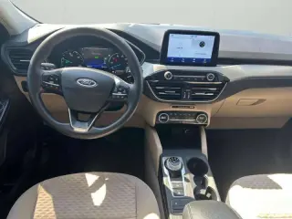 2021 Ford Escape Hybrid SE