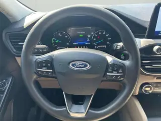 2021 Ford Escape Hybrid SE