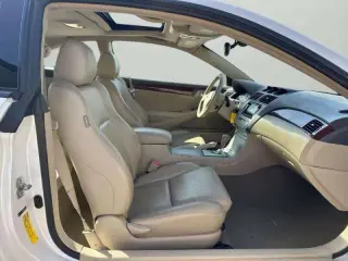 2004 Toyota Camry Solara SLE V6
